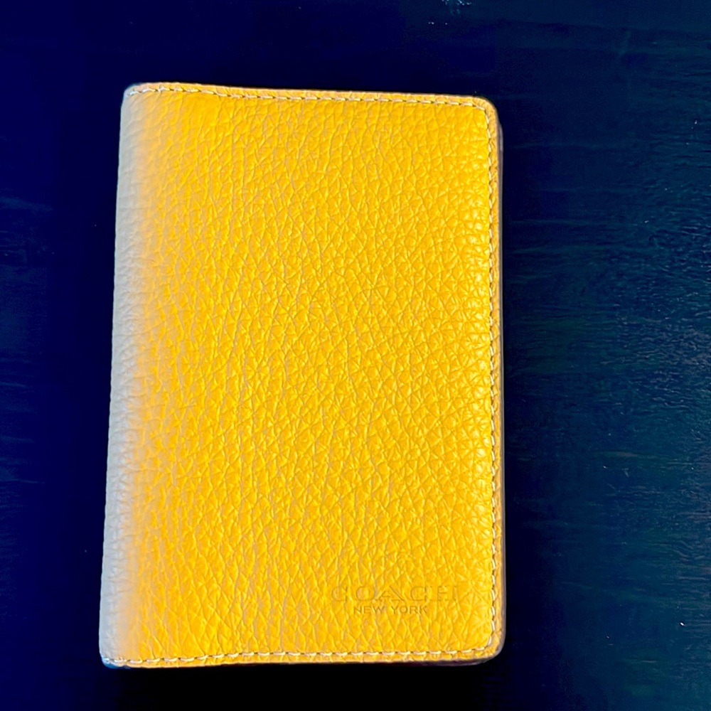 Coach ID card holder brand new with tag